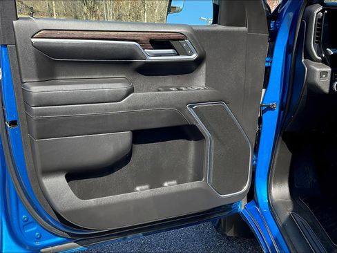 Used 2022 GMC Sierra 1500 Elevation w/ X31 Off-Road Package image 9