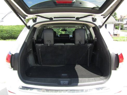 Used 2016 Nissan Pathfinder Platinum AWD/4WD image 9