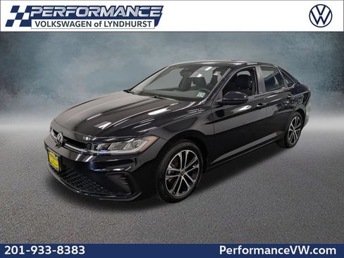Used 2026 Volkswagen Jetta Sport FWD image 1