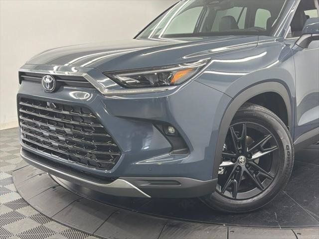 Certified 2026 Toyota Grand Highlander AWD image 4