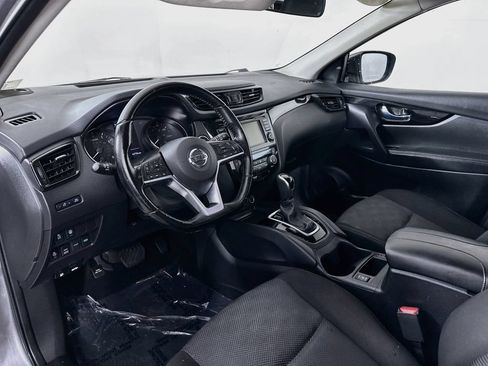 Used 2021 Nissan Rogue Sport SV AWD/4WD image 14