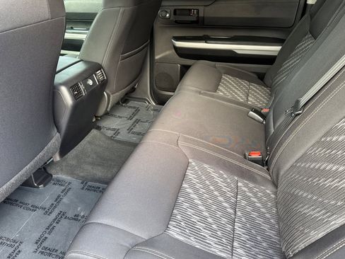 Used 2021 Toyota Tundra SR5 w/ Trail Edition image 15