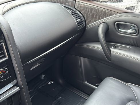 Used 2022 Nissan Armada Platinum image 26