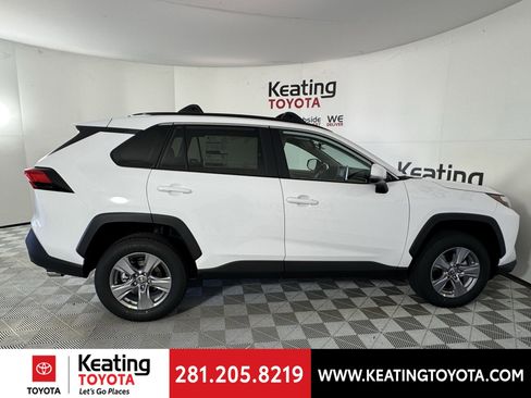 New 2025 Toyota RAV4 XLE image 4