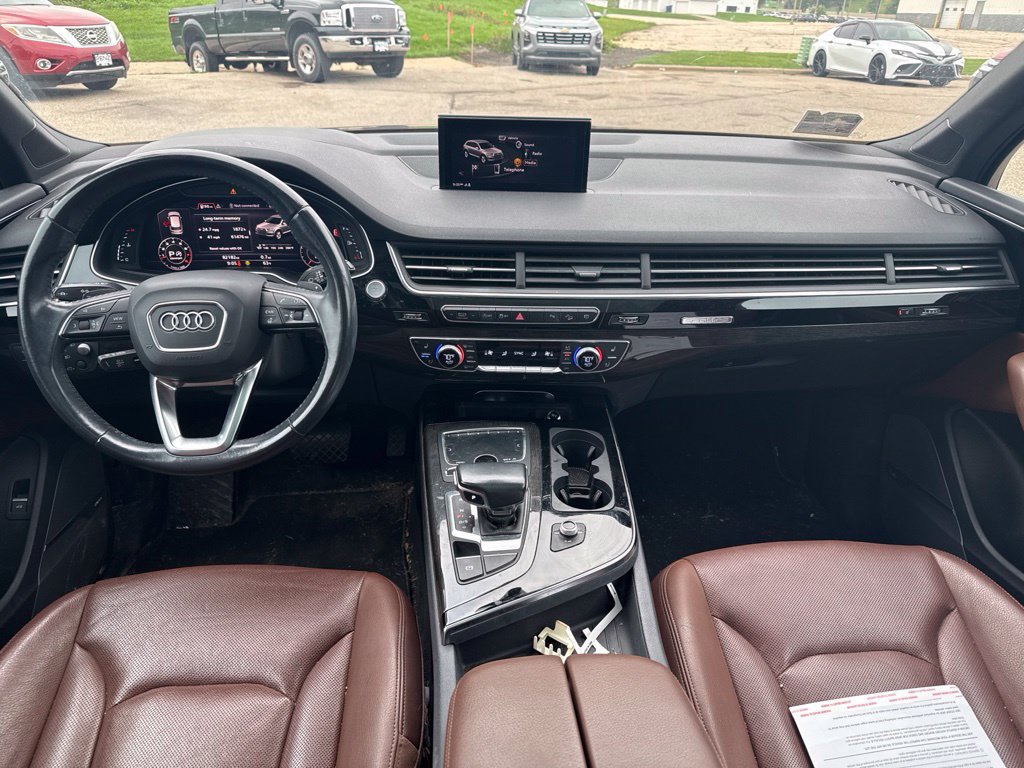 Used 2018 Audi Q7 3.0T Prestige w/ Prestige Package AWD/4WD image 13