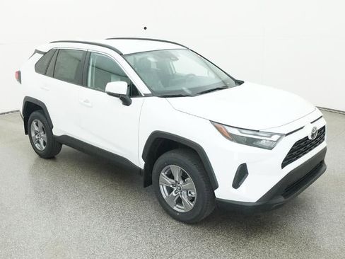 New 2025 Toyota RAV4 XLE image 13