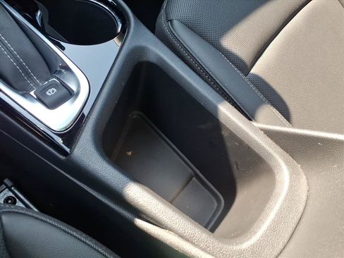 Used 2024 Buick Encore GX Sport Touring AWD/4WD image 32