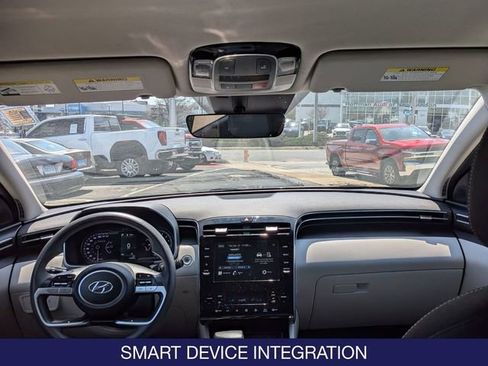 Used 2024 Hyundai Tucson SEL FWD image 19