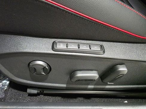 New 2026 Volkswagen GTI SE image 14