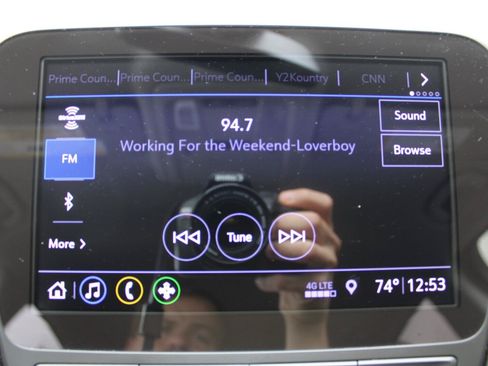 Used 2021 Chevrolet Equinox Premier AWD/4WD image 18