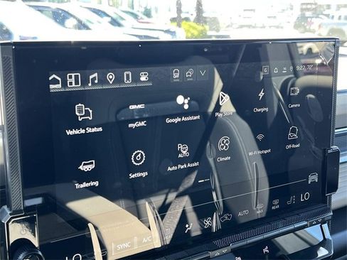 New 2026 GMC Hummer EV 4x4 Crew Cab image 18