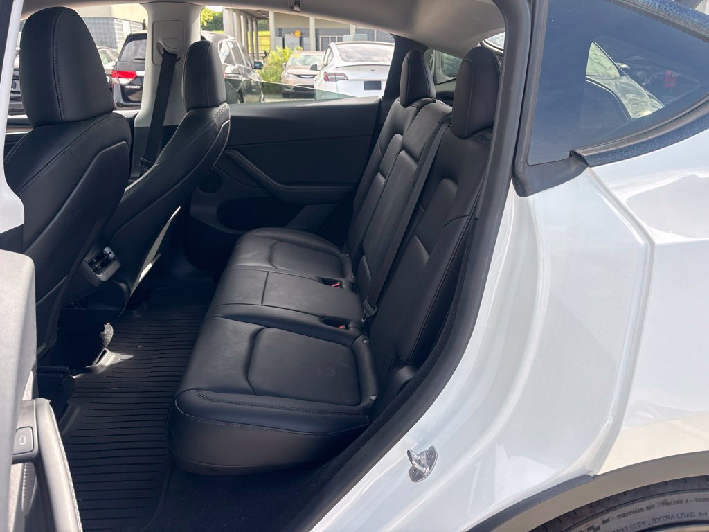 Used 2024 Tesla Model Y Performance AWD/4WD image 13