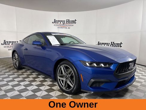 Used 2024 Ford Mustang Coupe image 4