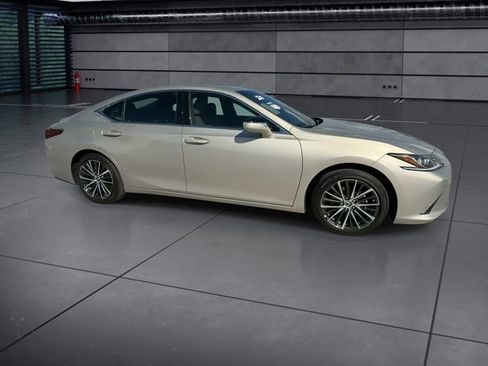 Certified 2024 Lexus ES 350 w/ Premium Package FWD image 2