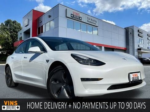Used 2019 Tesla Model 3 Standard Range Plus image 1