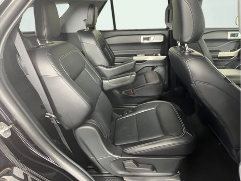 Used 2024 Ford Explorer Limited AWD/4WD image 14