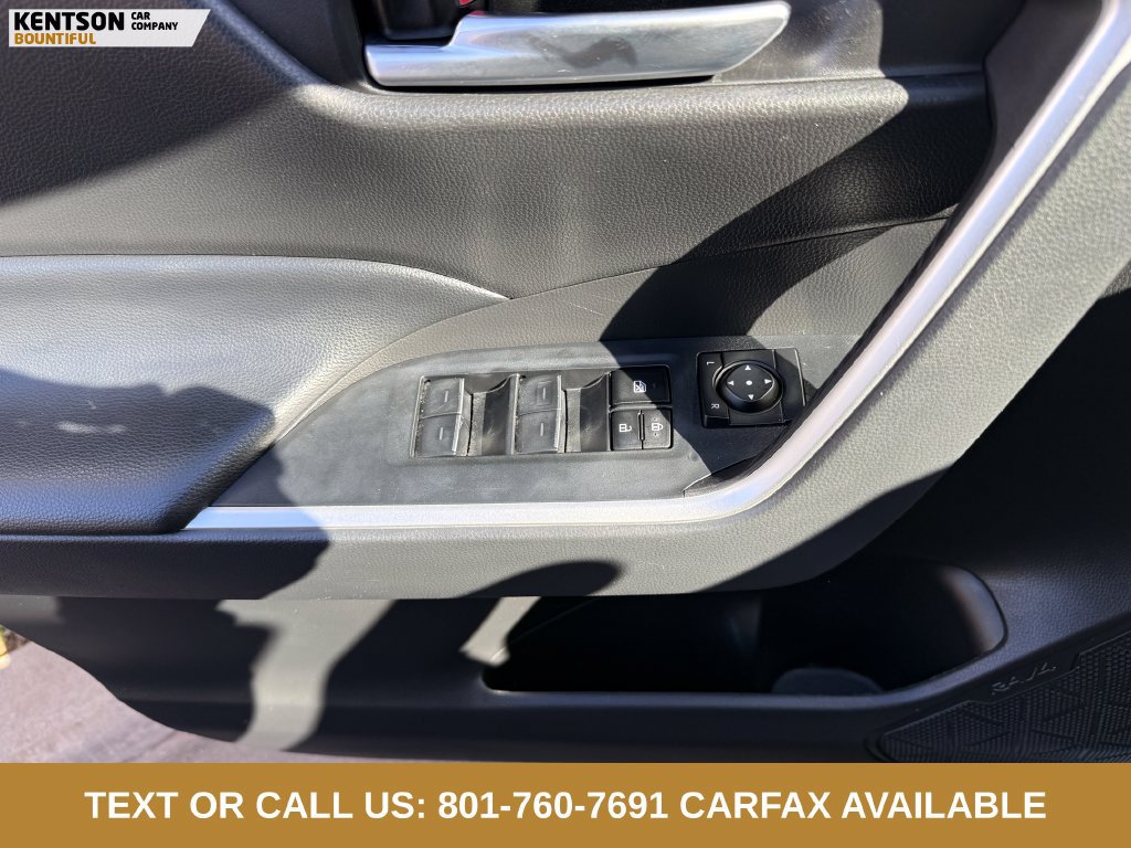Used 2023 Toyota RAV4 XLE AWD/4WD image 19