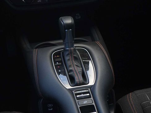 Used 2024 Honda HR-V Sport image 20