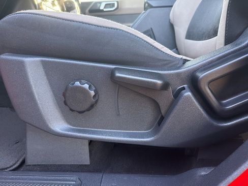 Used 2022 Ford Bronco Wildtrak image 16