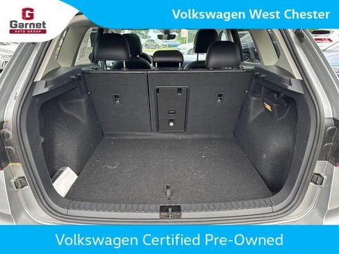 Used 2023 Volkswagen Taos SE w/ Panoramic Sunroof Package AWD/4WD image 15
