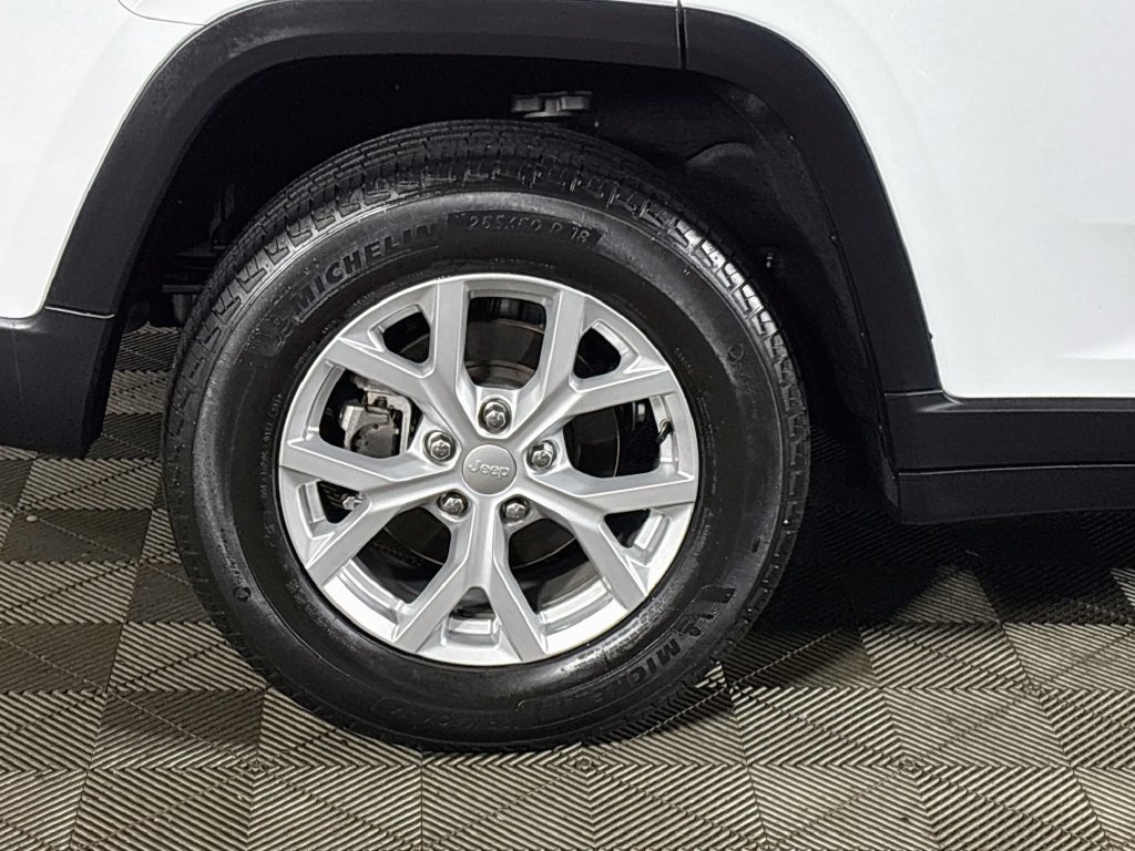 Certified 2023 Jeep Grand Cherokee Limited AWD/4WD image 25