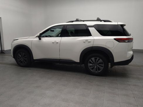 Used 2022 Nissan Pathfinder SV FWD image 3
