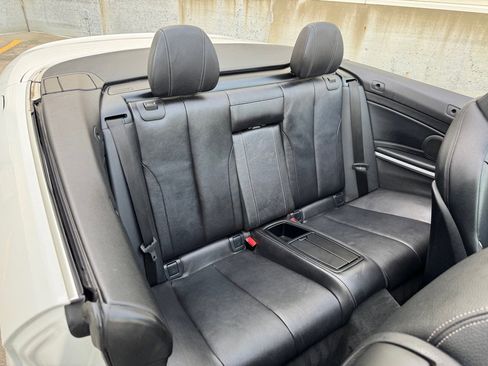 Used 2018 BMW 430i xDrive Convertible image 23