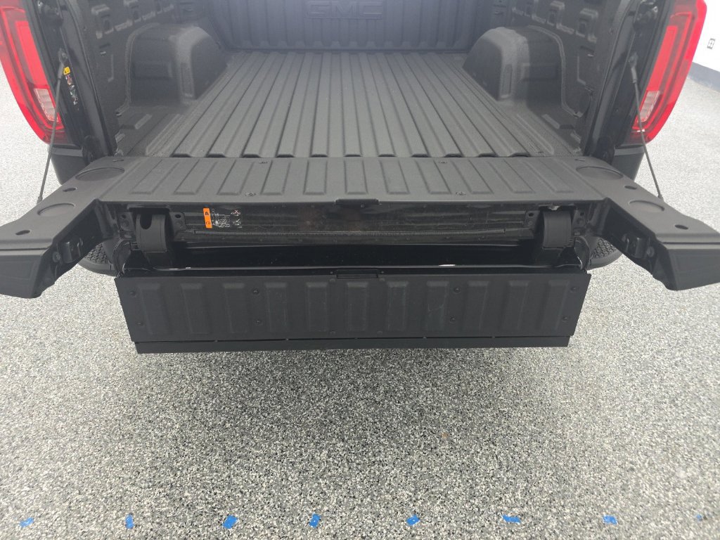 Used 2026 GMC Sierra 1500 AT4 w/ AT4 Premium Package AWD/4WD image 25