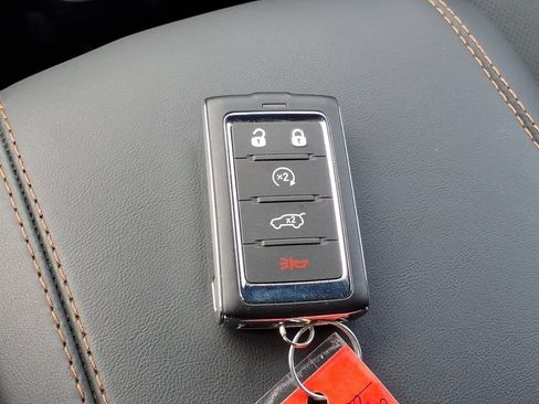 Used 2024 Jeep Grand Cherokee L Summit AWD/4WD image 24