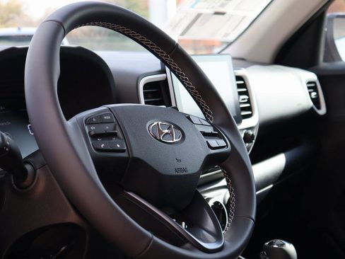 New 2026 Hyundai Venue SEL image 25