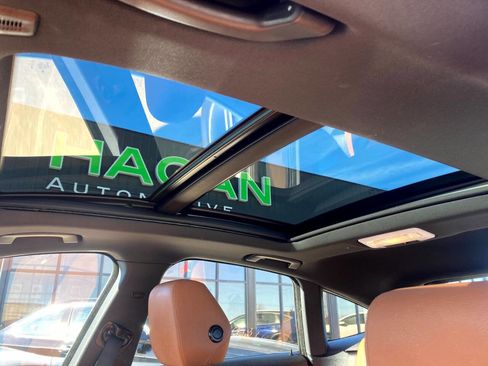 Used 2017 BMW 330i Gran Turismo xDrive image 30