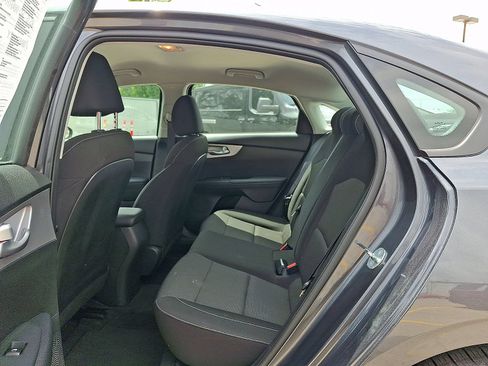 Certified 2023 Kia Forte LXS FWD image 10