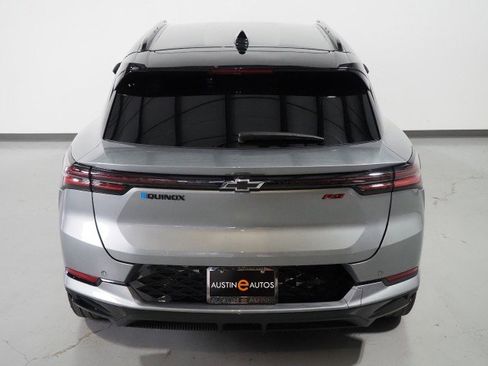 Used 2024 Chevrolet Equinox EV RS image 6