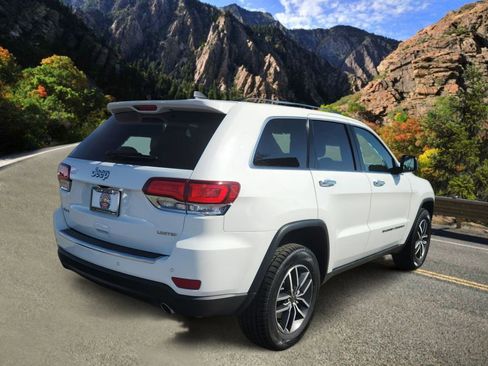 Used 2022 Jeep Grand Cherokee Limited AWD/4WD image 3