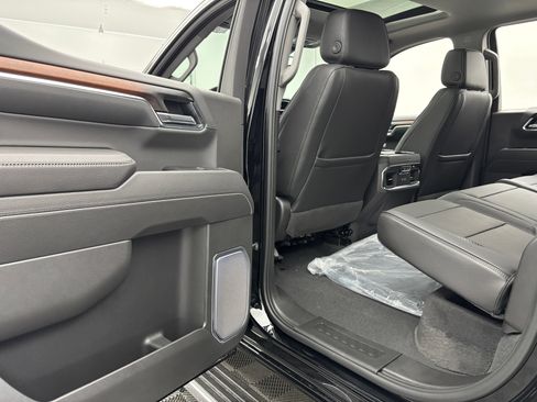 New 2026 GMC Sierra 1500 Denali w/ Denali Reserve Package AWD/4WD image 42