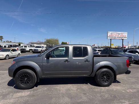 Used 2019 Nissan Frontier SV AWD/4WD image 4