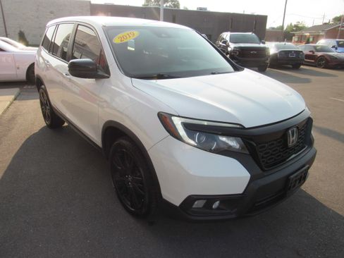 Used 2019 Honda Passport Sport image 4