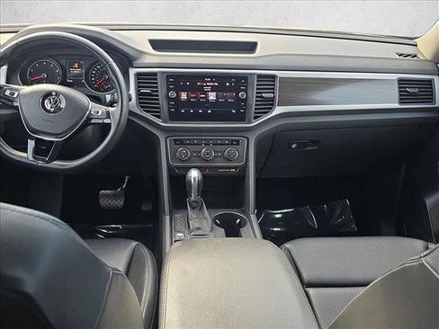 Used 2018 Volkswagen Atlas SE image 18