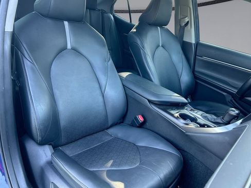 Used 2023 Toyota Camry XSE FWD image 30