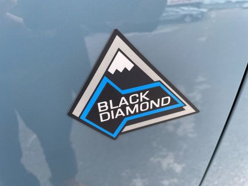 Used 2022 Ford Bronco Black Diamond AWD/4WD image 4