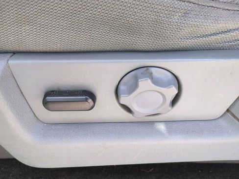 Used 2014 Ford F150 XLT w/ XLT Convenience Package RWD image 21