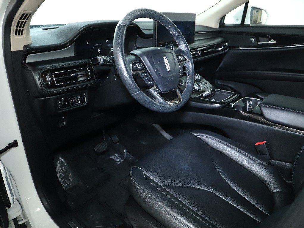 Used 2022 Lincoln Nautilus FWD image 18