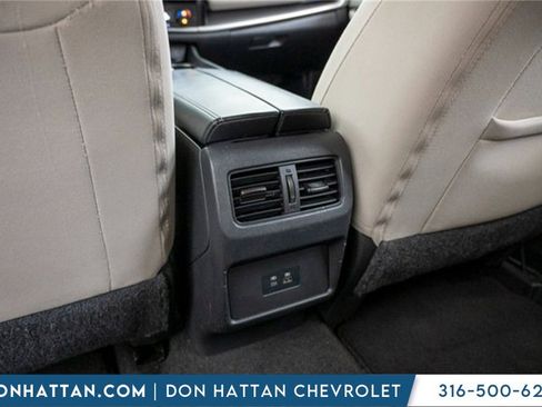 Used 2023 Nissan Rogue SV image 25