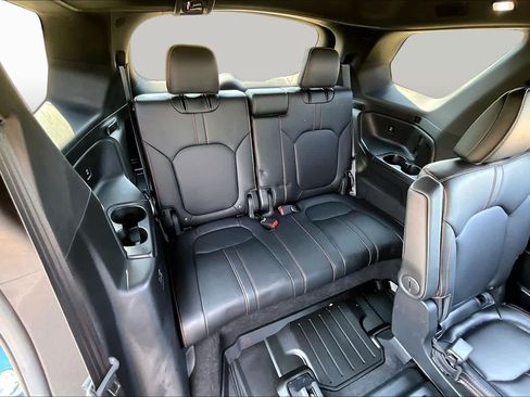 Used 2025 Honda Pilot TrailSport image 20