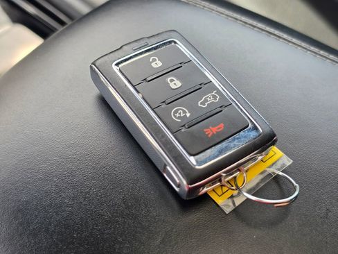 Used 2024 Jeep Grand Cherokee Overland w/ Trailer Tow Package image 30