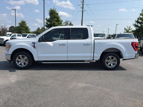 Used 2022 Ford F150 XLT w/ Equipment Group 301A Mid RWD image 5