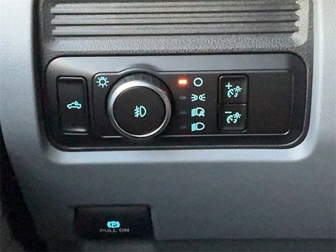 New 2026 Ford F250 XL w/ XL Chrome Package image 24