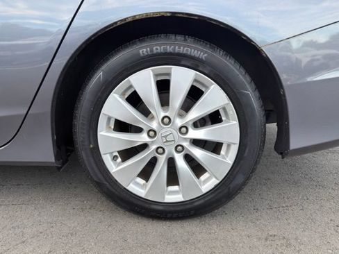 Used 2015 Honda Accord EX-L image 29
