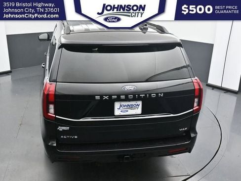 Used 2025 Ford Expedition Max Active AWD/4WD image 25