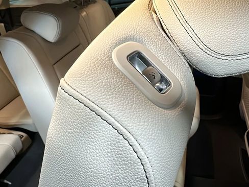 Used 2020 Mercedes-Benz GLE 350 4MATIC image 22